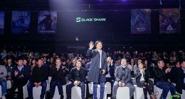 黑鯊游戲手機2發布：操控升級 售價3199元起