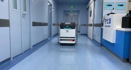 京東數科攜手銀翼醫療推室內運送AI機器人